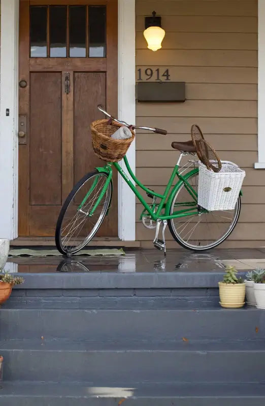 Nantucket Lightship Bike Basket (NATURAL) with Optional Custom Liner —  BASKET & BIKE